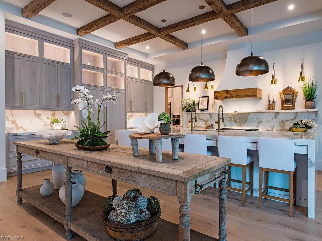 860 Admiralty Parade E, Naples, FL 34102-16