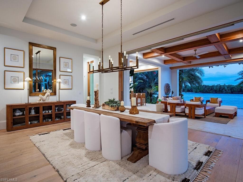 860 Admiralty Parade E, Naples, FL 34102-20