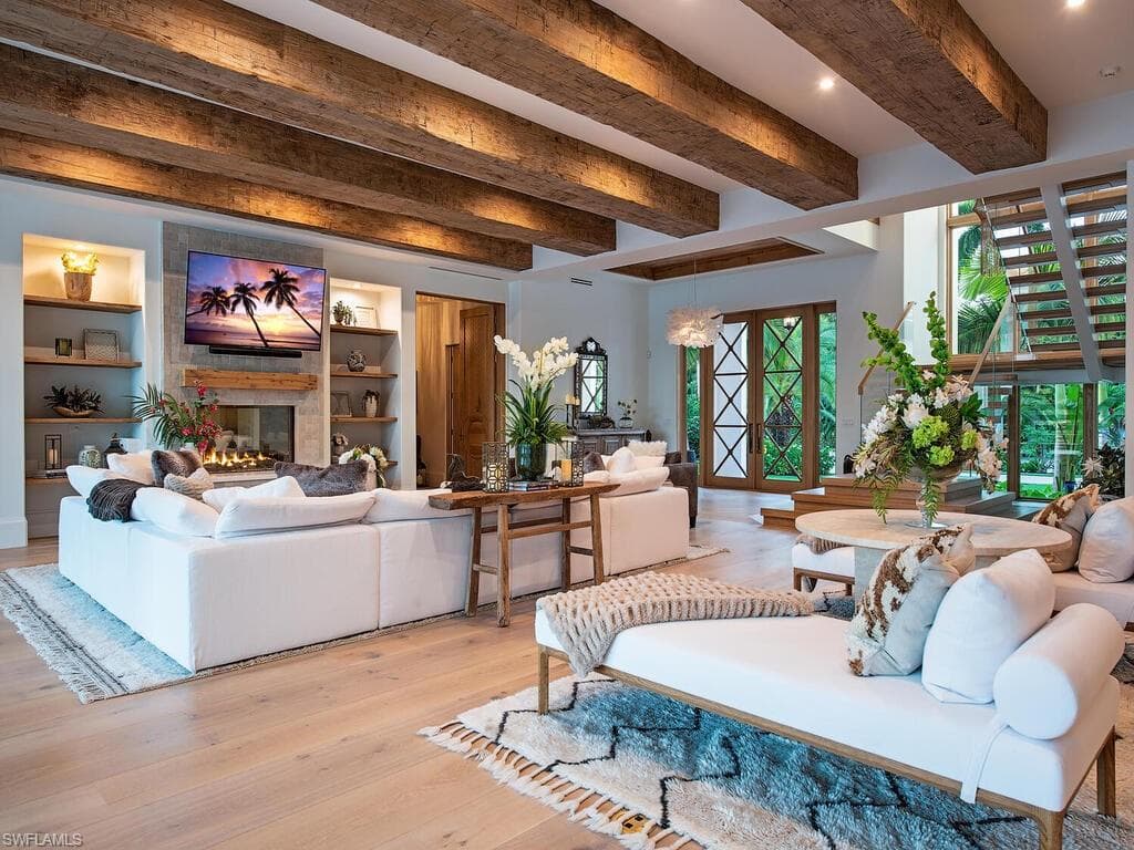 860 Admiralty Parade E, Naples, FL 34102-21