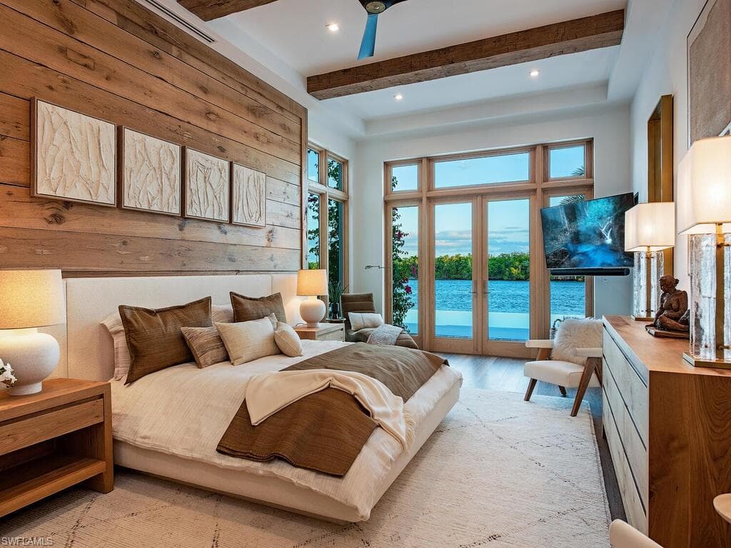 860 Admiralty Parade E, Naples, FL 34102-26