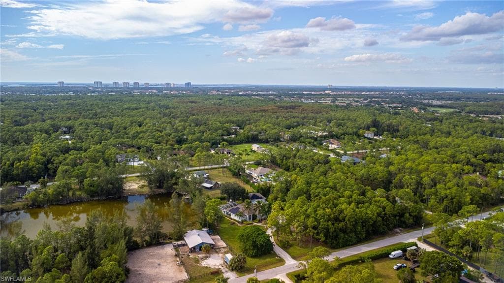 24410 Golden Eagle Ln, Bonita Springs, FL 34135-8