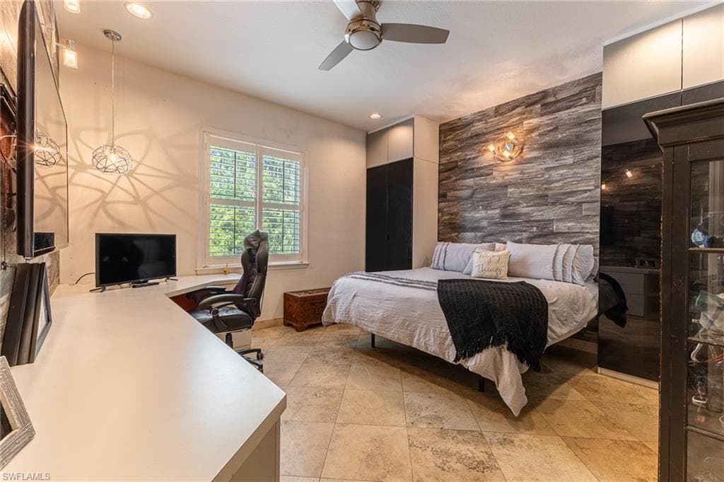 24410 Golden Eagle Ln, Bonita Springs, FL 34135-36