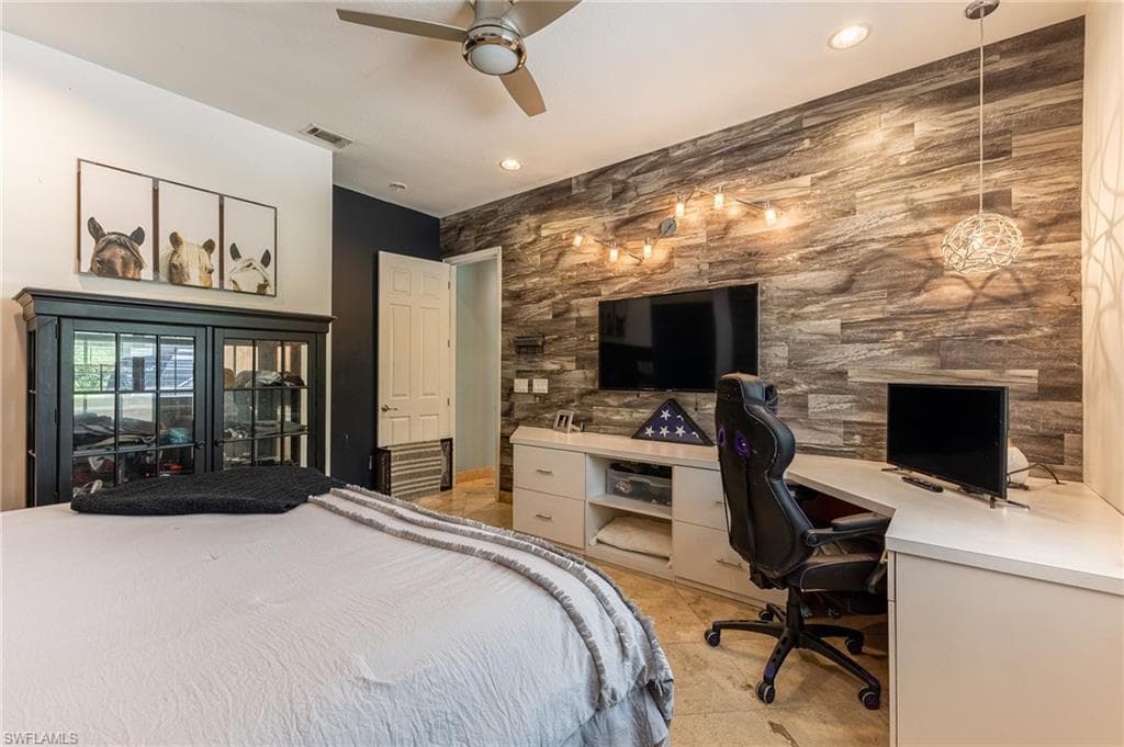 24410 Golden Eagle Ln, Bonita Springs, FL 34135-37