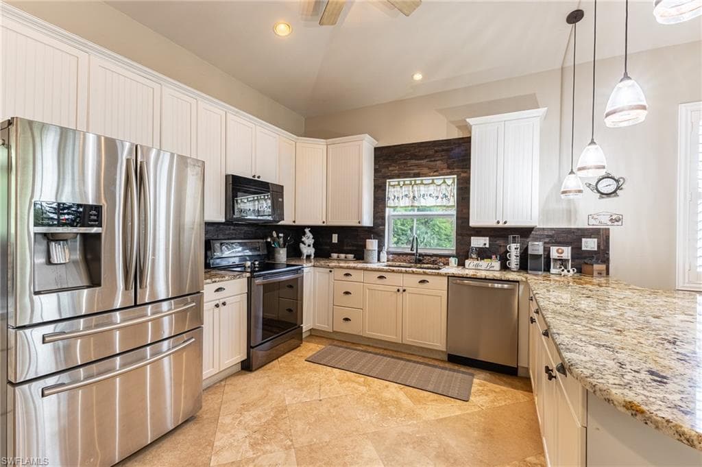 24410 Golden Eagle Ln, Bonita Springs, FL 34135-40