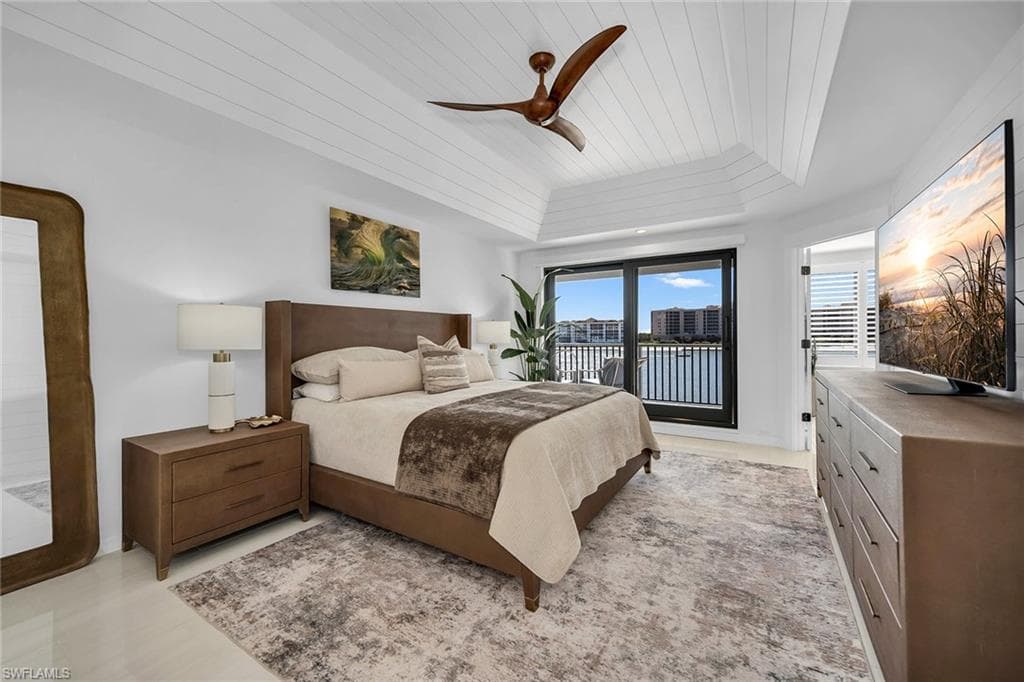 533 La Peninsula Blvd 533, Naples, FL 34113-15