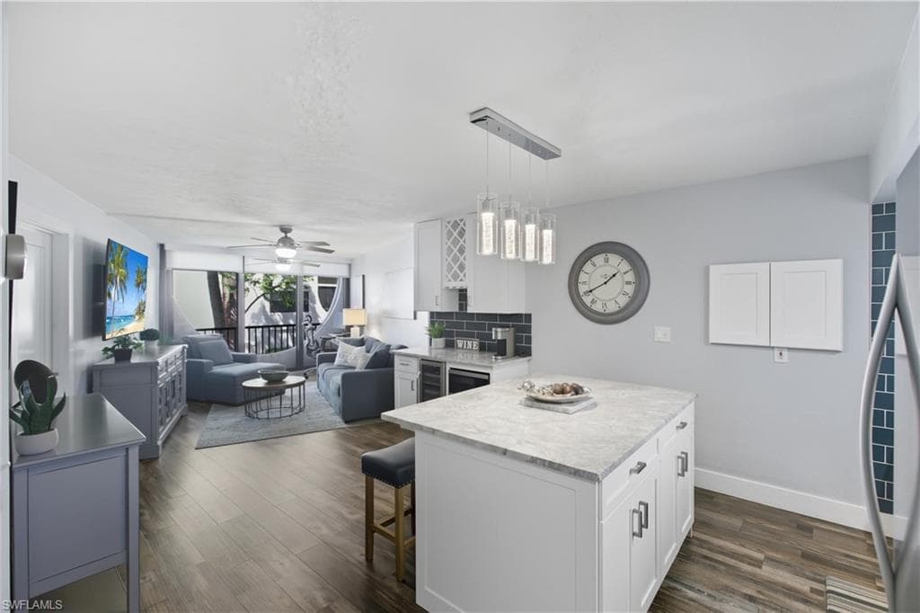 1011 Anglers Cv H201, Marco Island, FL 34145-11