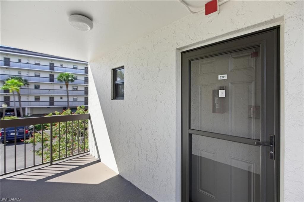 1011 Anglers Cv H201, Marco Island, FL 34145-25