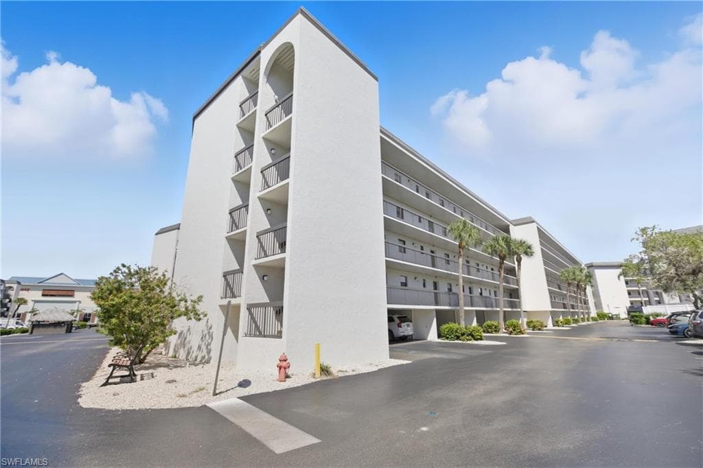 1011 Anglers Cv H201, Marco Island, FL 34145-30