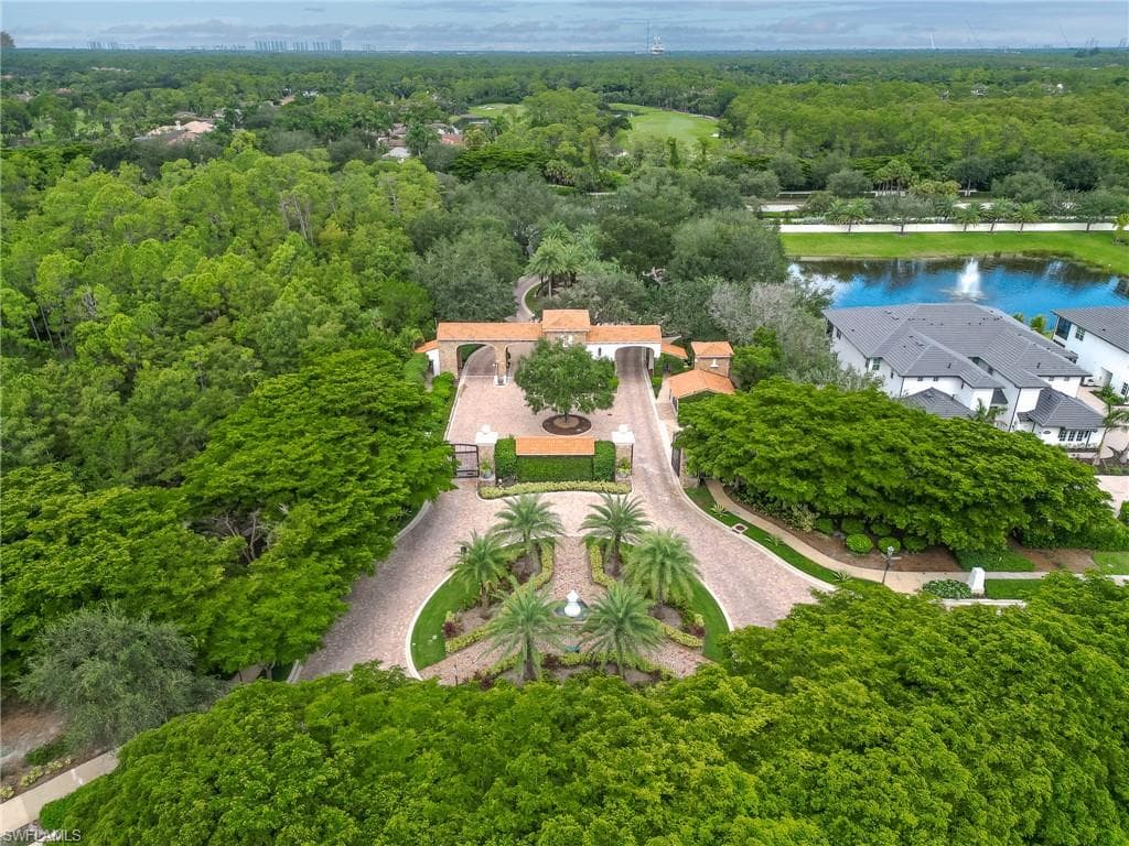 16881 Fairgrove Way 7-102, Naples, FL 34110-47