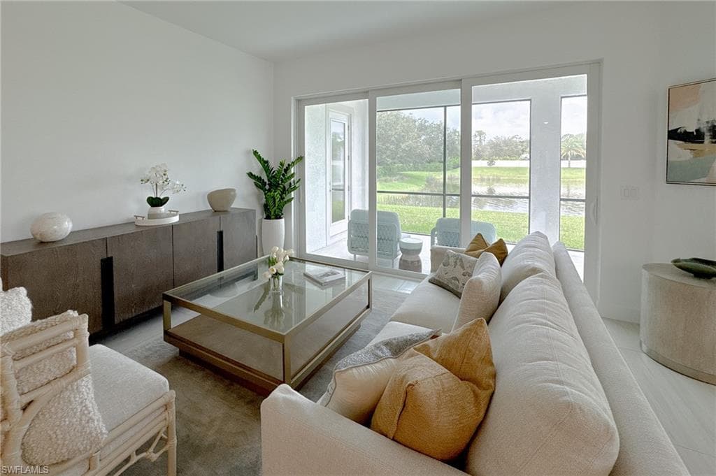 16881 Fairgrove Way 7-102, Naples, FL 34110-7