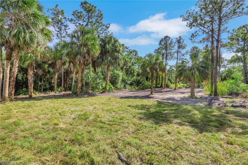 436 41st Ave NE, Naples, FL 34120-27