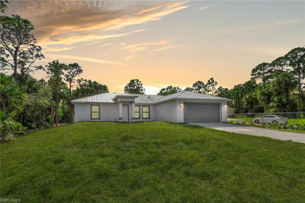 436 41st Ave NE, Naples, FL 34120-1