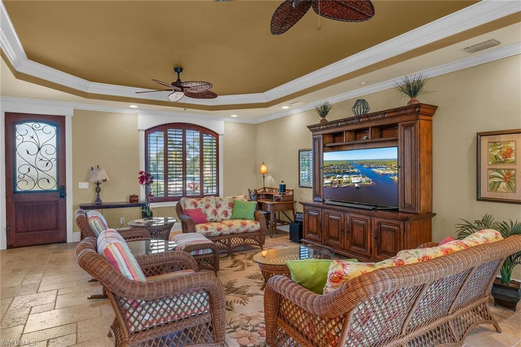 171 Sunset Cay, Naples, FL 34114-8