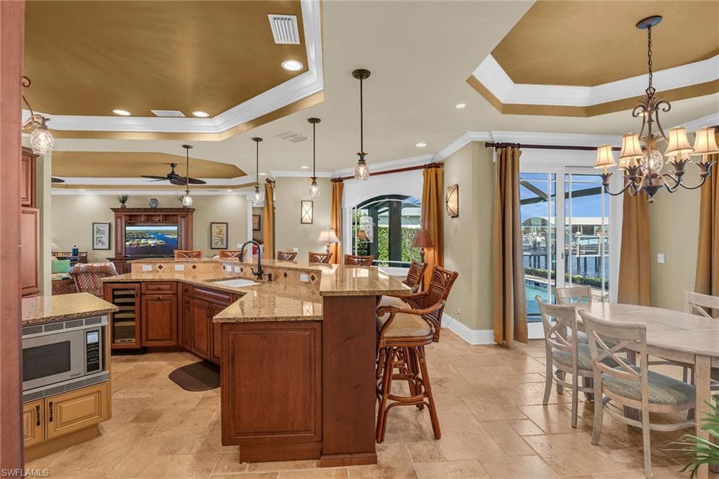 171 Sunset Cay, Naples, FL 34114-16