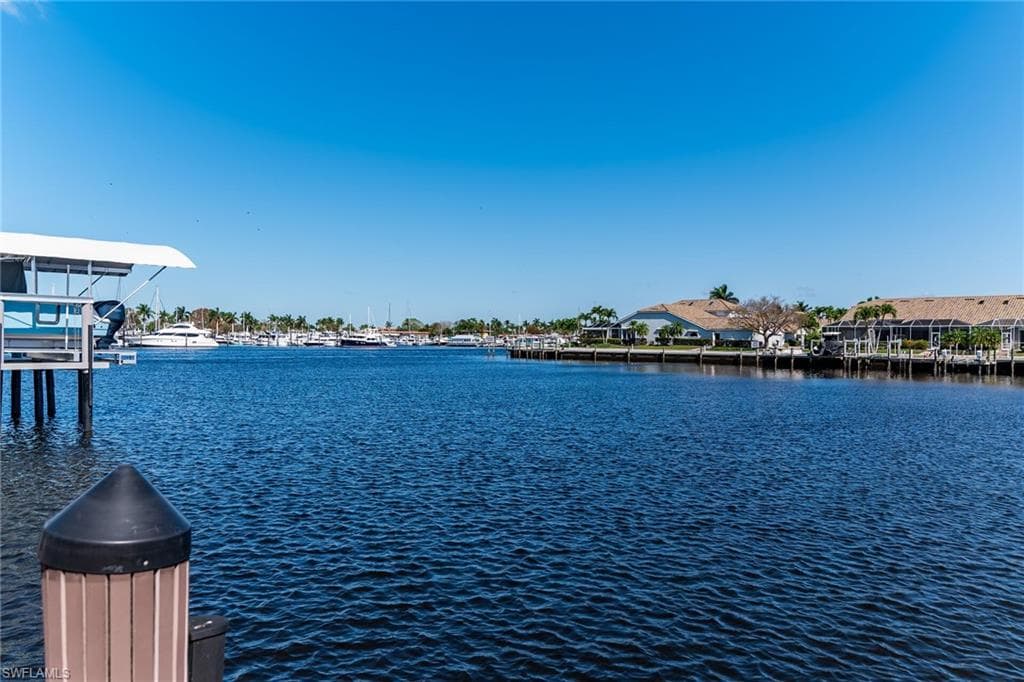 171 Sunset Cay, Naples, FL 34114-37