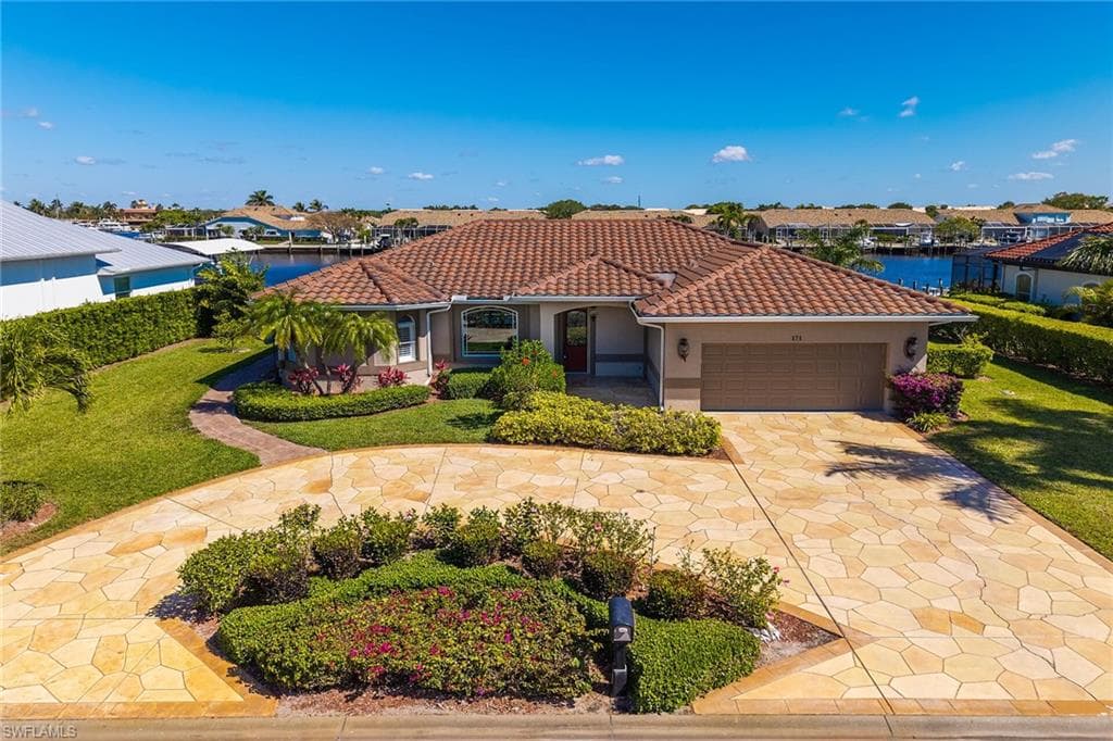 171 Sunset Cay, Naples, FL 34114-5