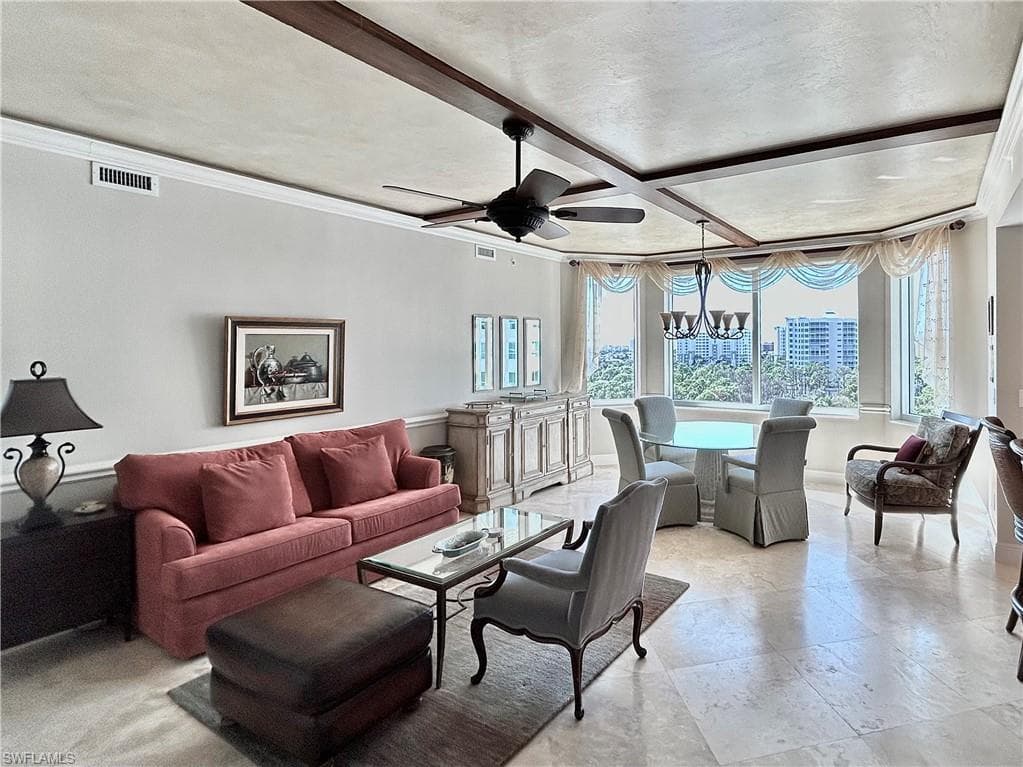 275 Indies Way 901, Naples, FL 34110-8