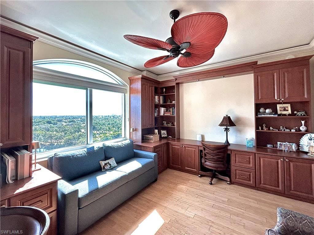 275 Indies Way 901, Naples, FL 34110-11