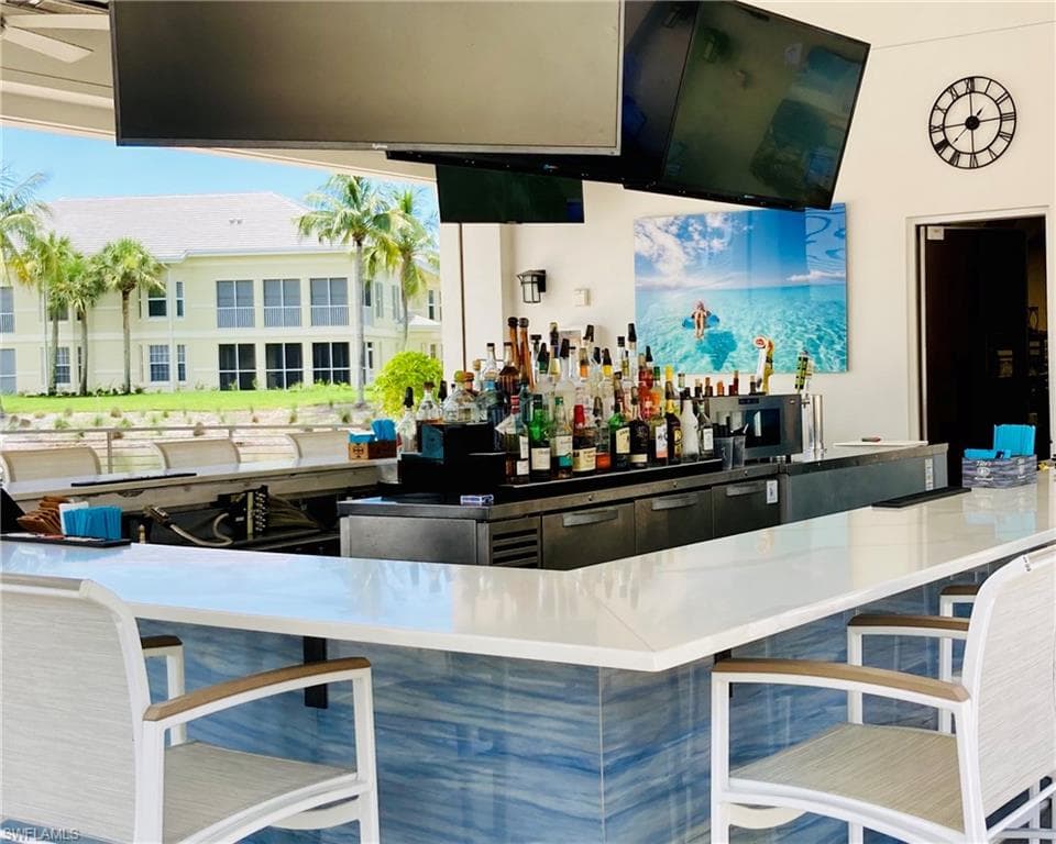 275 Indies Way 901, Naples, FL 34110-25