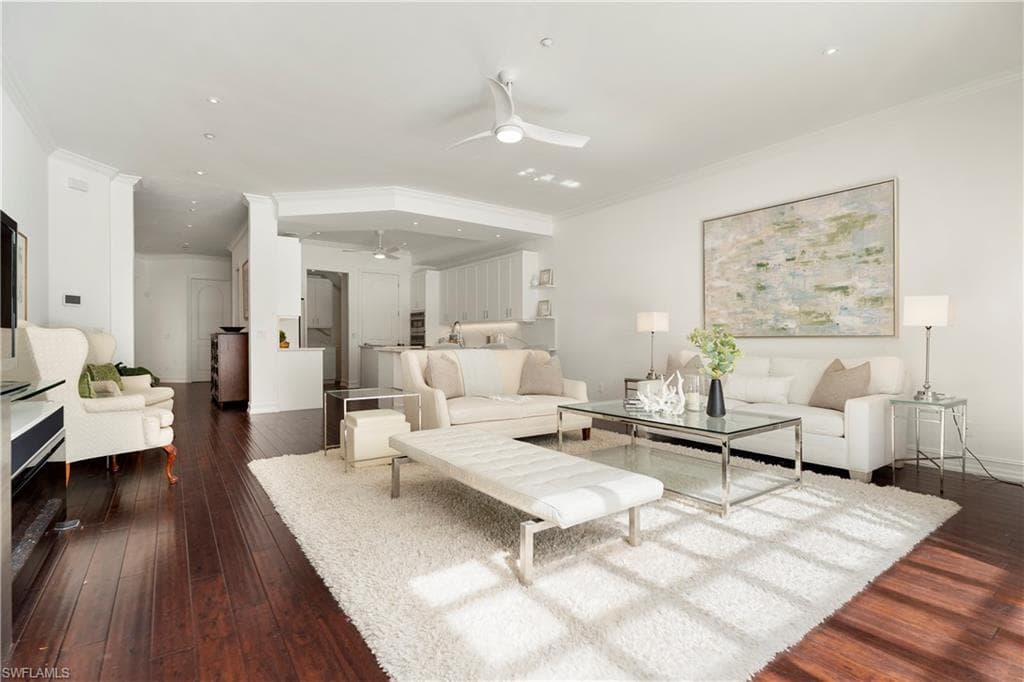 4840 Boulevard Ct, Naples, FL 34103-26