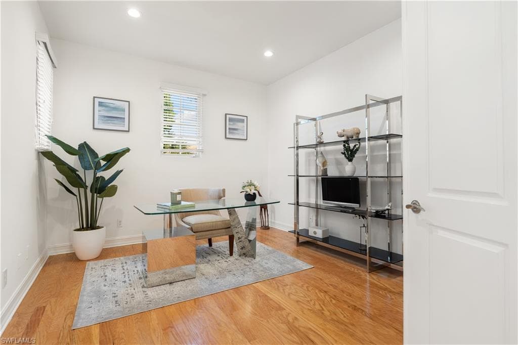 4840 Boulevard Ct, Naples, FL 34103-28