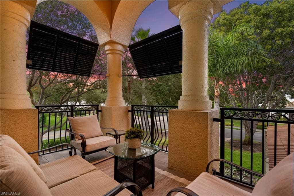 4840 Boulevard Ct, Naples, FL 34103-42