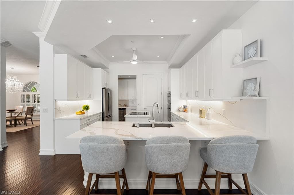 4840 Boulevard Ct, Naples, FL 34103-4