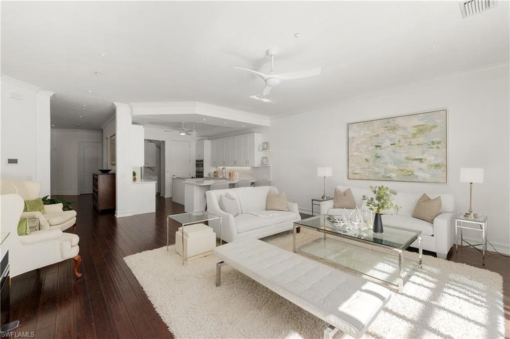 4840 Boulevard Ct, Naples, FL 34103-5