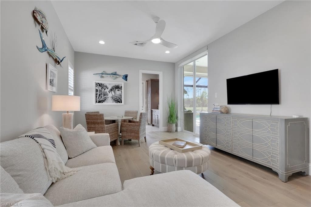 6242 Union Island Way, Naples, FL 34113-13