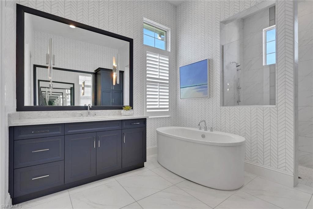 6242 Union Island Way, Naples, FL 34113-19