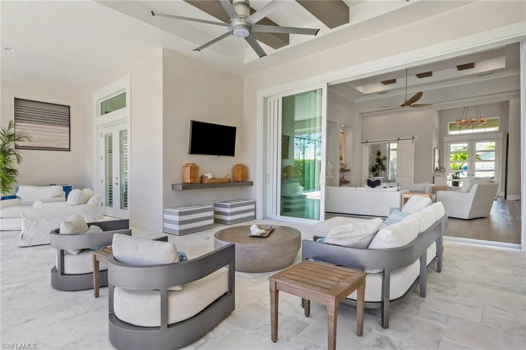 6242 Union Island Way, Naples, FL 34113-26