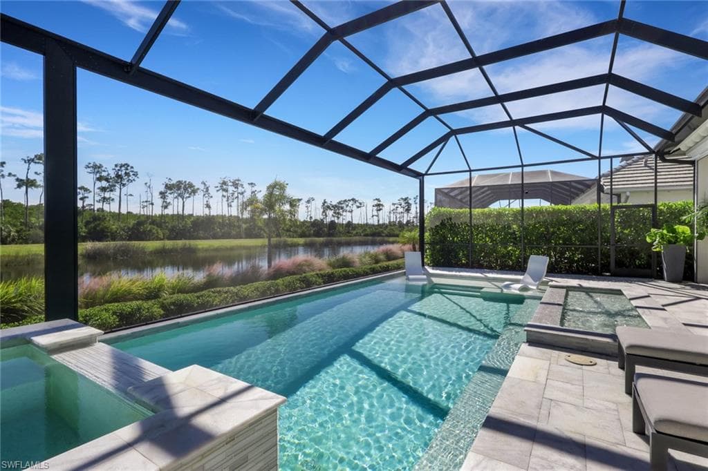 6242 Union Island Way, Naples, FL 34113-32