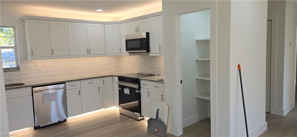 4459 47th Ave NE, Naples, FL 34120-27