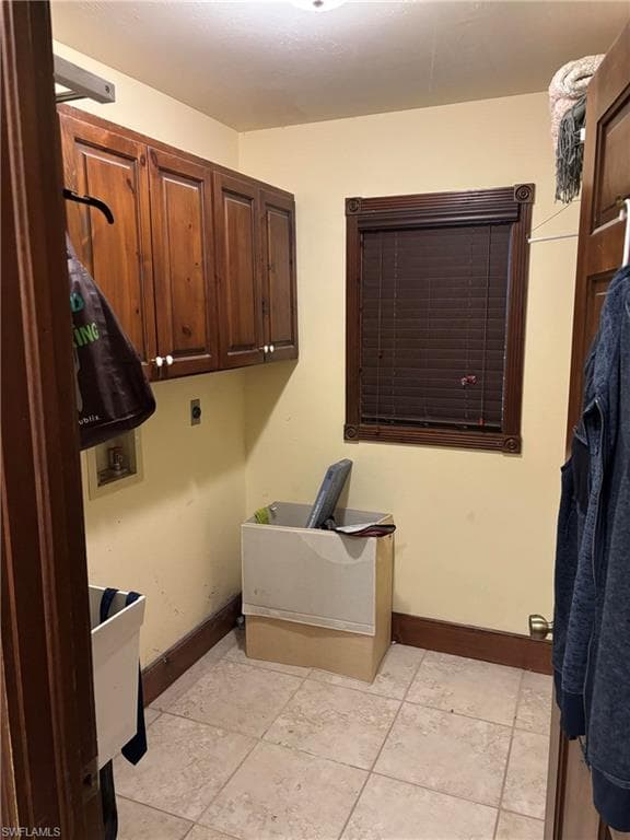 6572 Kestrel Cir, Fort Myers, FL 33966-15