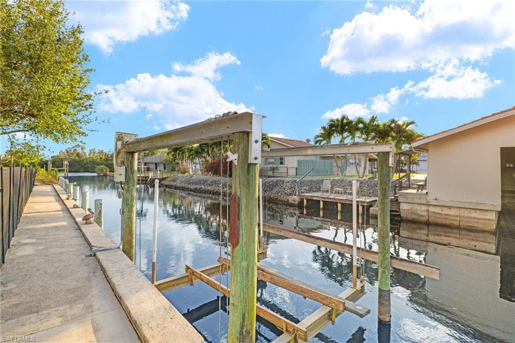 27130 Holly Ln, Bonita Springs, FL 34135-34