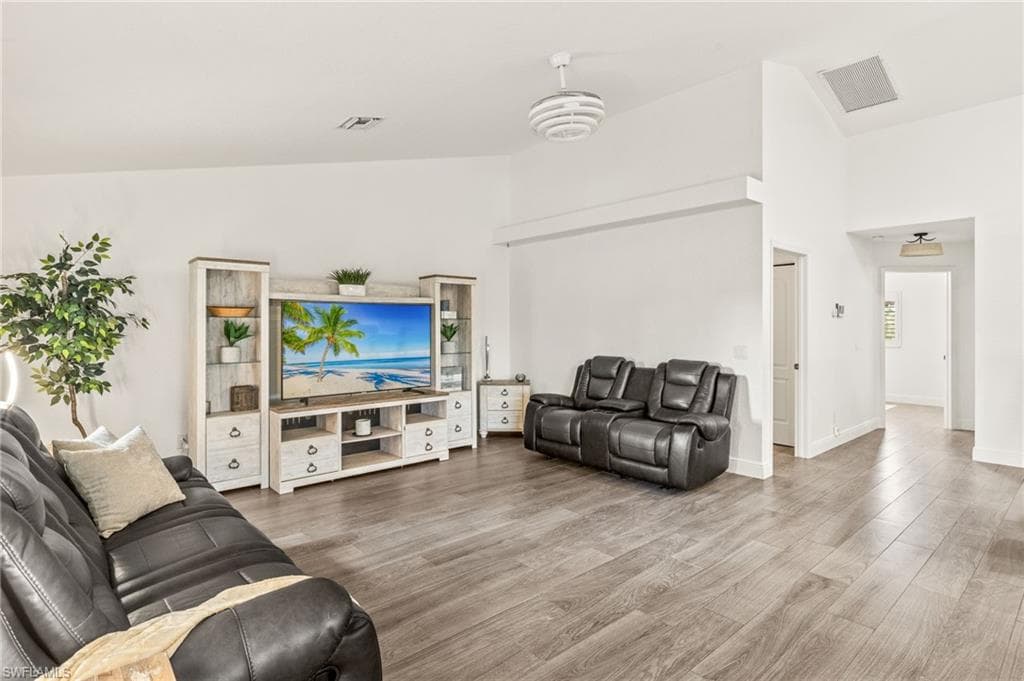 27130 Holly Ln, Bonita Springs, FL 34135-4