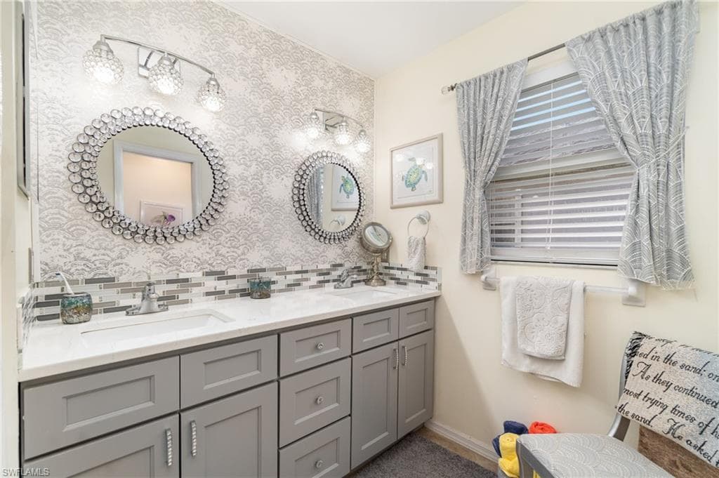 15176 Palm Isle Dr, Fort Myers, FL 33919-13