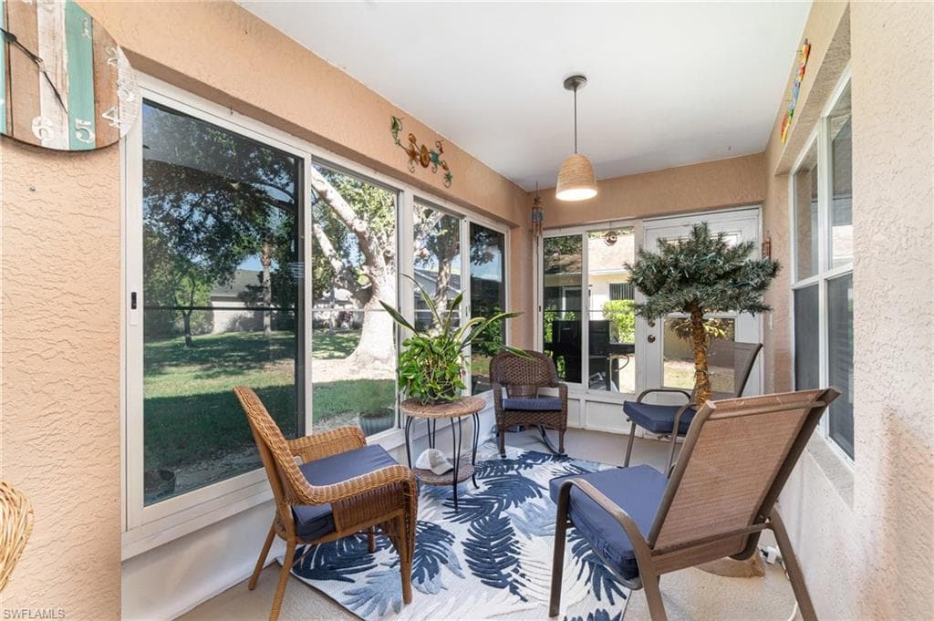 15176 Palm Isle Dr, Fort Myers, FL 33919-20