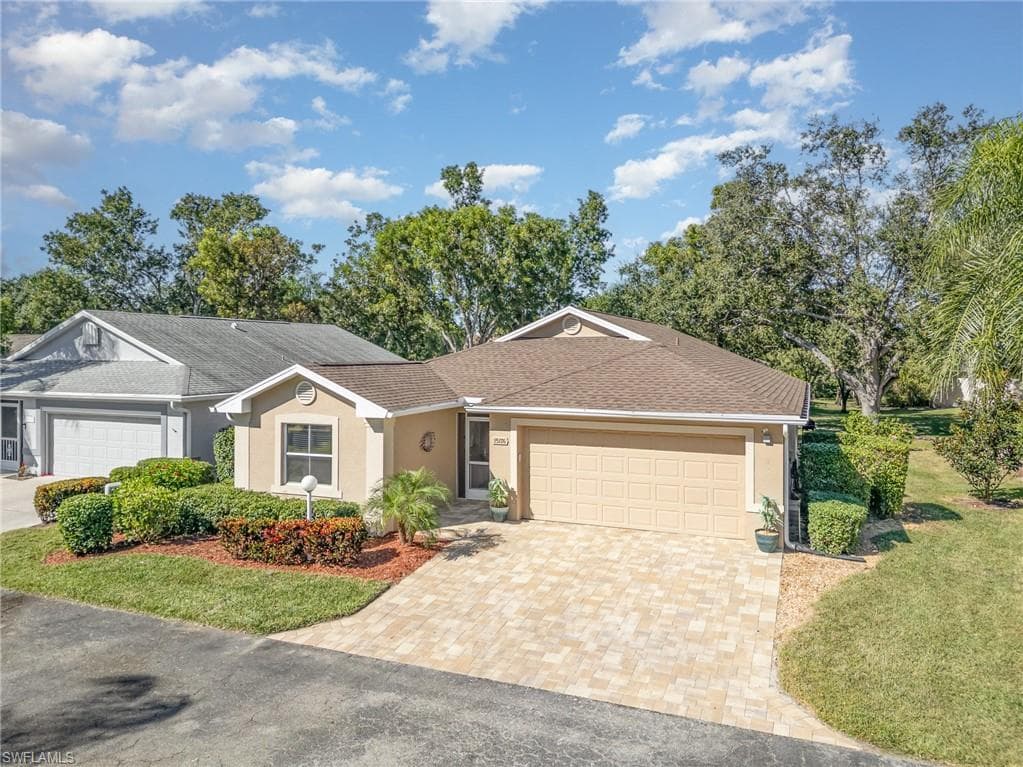 15176 Palm Isle Dr, Fort Myers, FL 33919-23