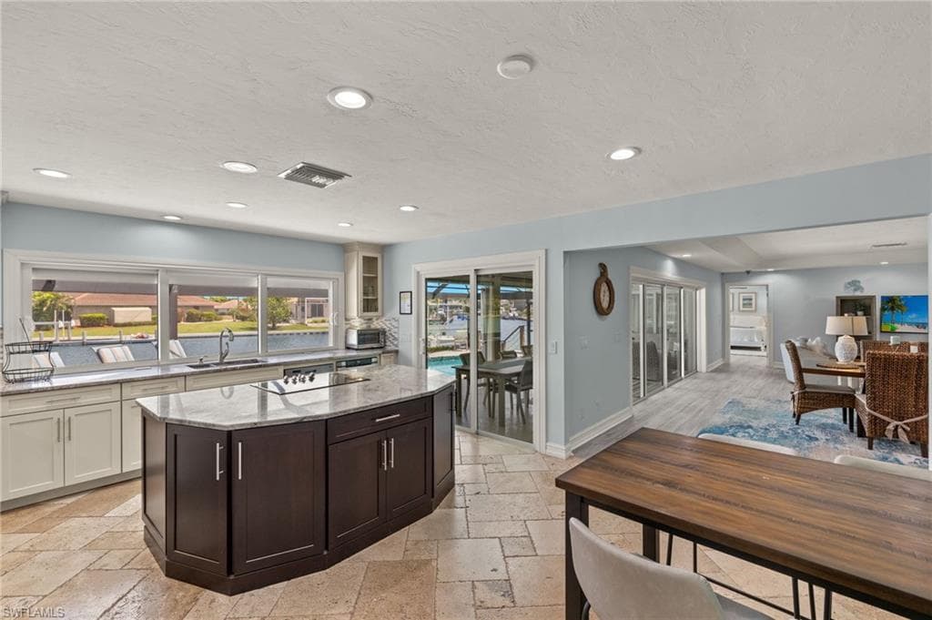 1236 Lamplighter Ct, Marco Island, FL 34145-13