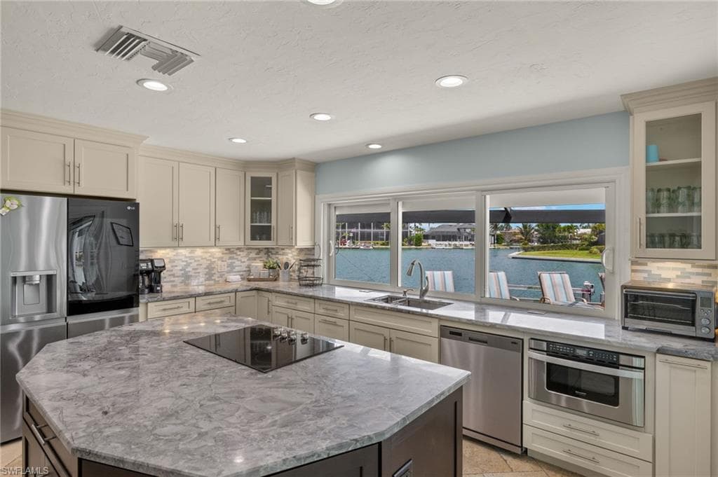 1236 Lamplighter Ct, Marco Island, FL 34145-14