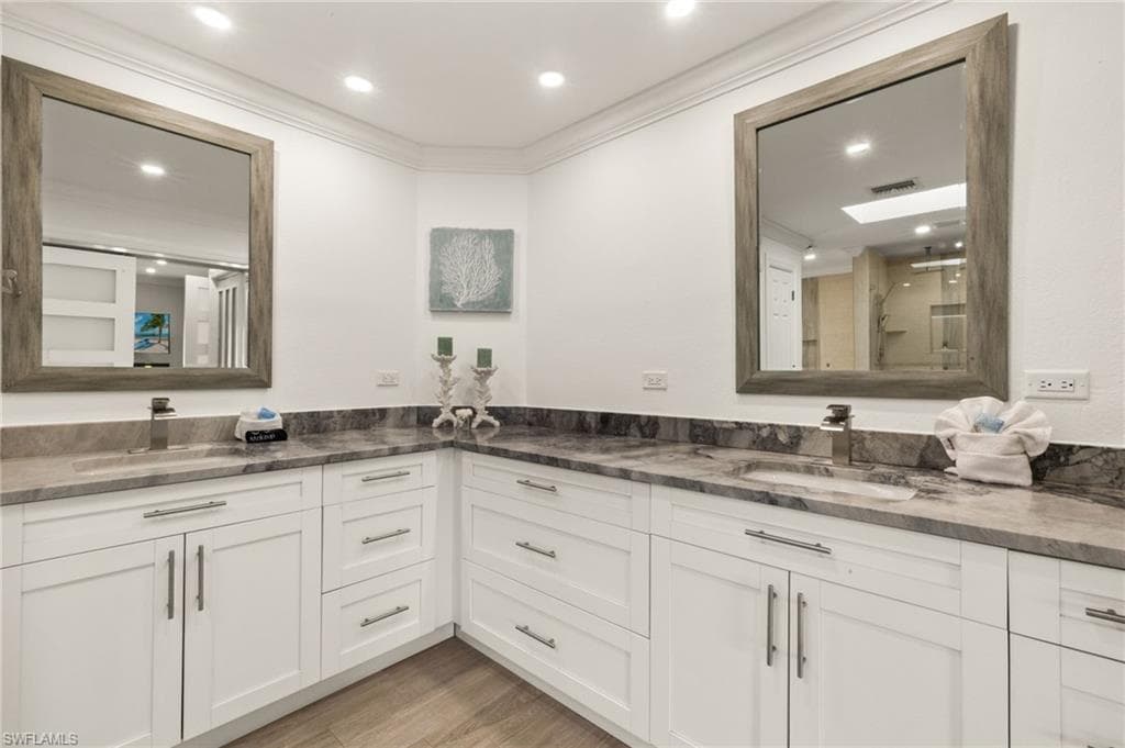 1236 Lamplighter Ct, Marco Island, FL 34145-25