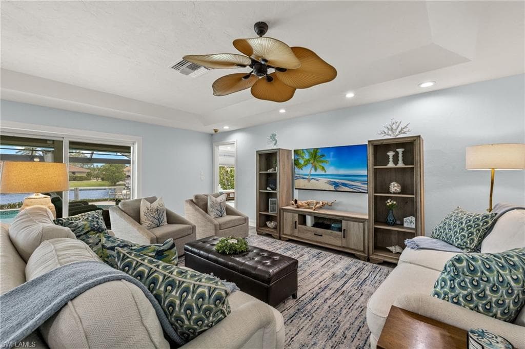 1236 Lamplighter Ct, Marco Island, FL 34145-5