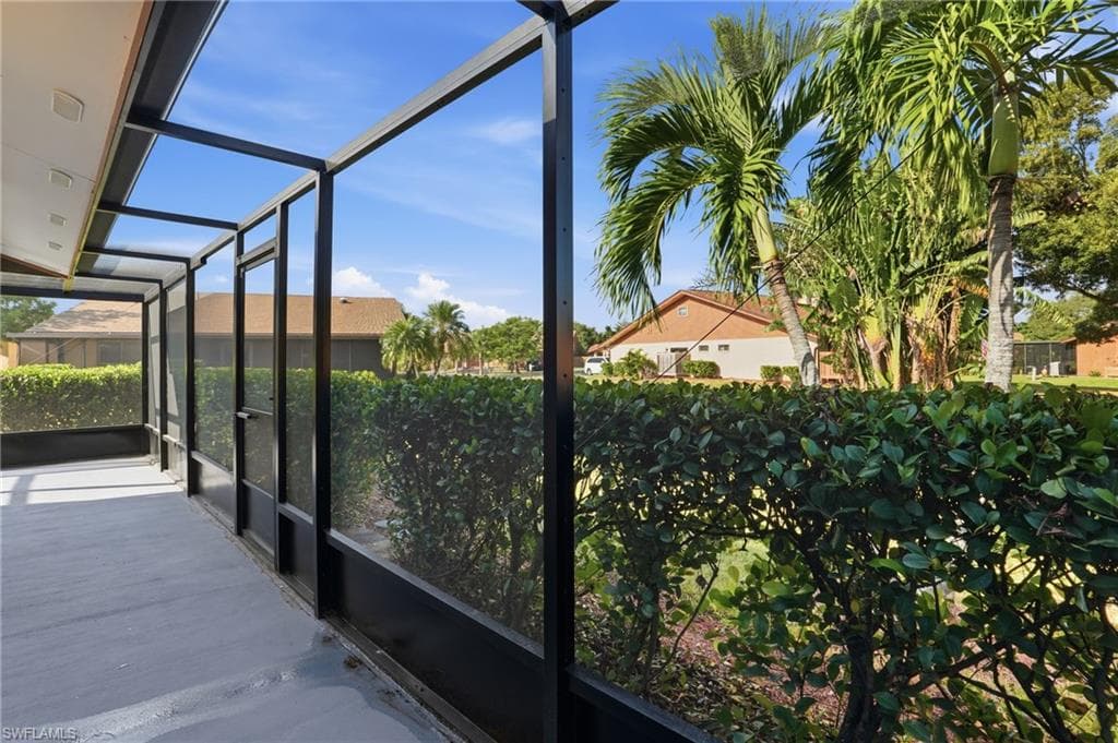 6431 Royal Woods Dr, Fort Myers, FL 33908-21