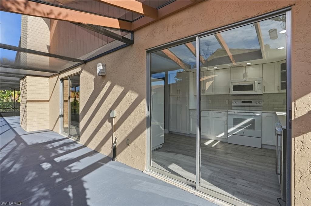 6431 Royal Woods Dr, Fort Myers, FL 33908-24