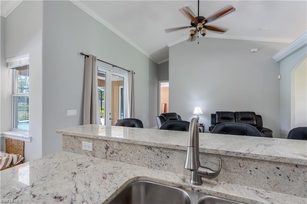 2960 10th Ave NE, Naples, FL 34120-9