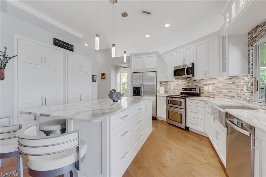 4343 Mourning Dove Dr, Naples, FL 34119-5