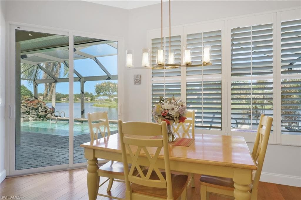 4343 Mourning Dove Dr, Naples, FL 34119-6