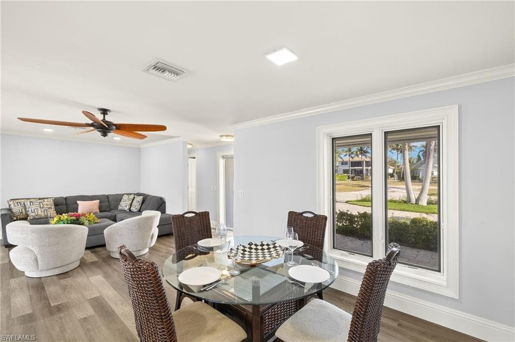 1400 Marlin Dr, Naples, FL 34102-12