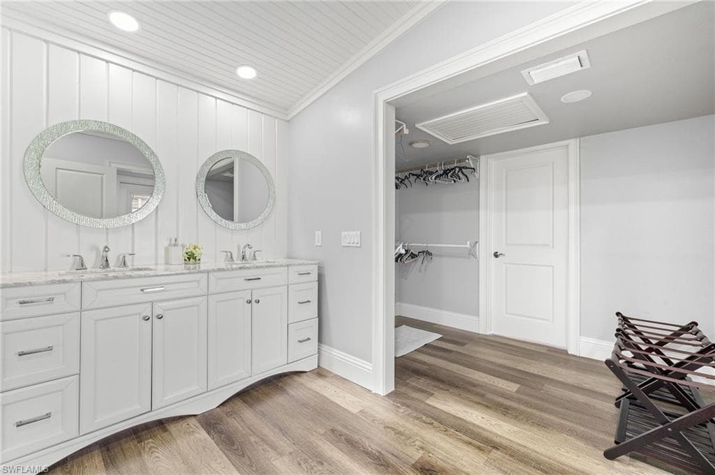 1400 Marlin Dr, Naples, FL 34102-20